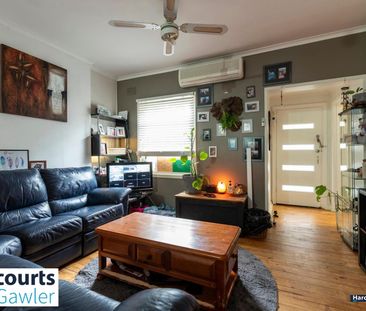 9 Leslie Street, Elizabeth East SA 5112 - House For Rent | Domain - Photo 4