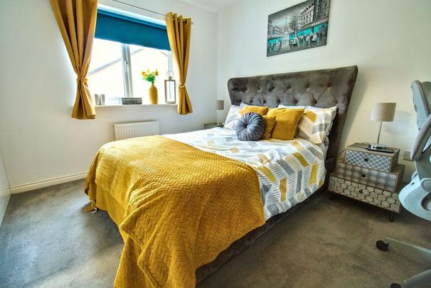 3 bedroom semi-detached house to rent - Photo 1