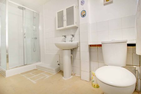 Birch Street, Swindon, Swindon, SN1 - Photo 3