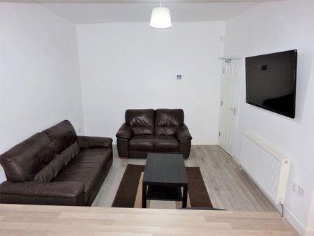 5 Bed Terraced House, Langton Road, L15 - Photo 3