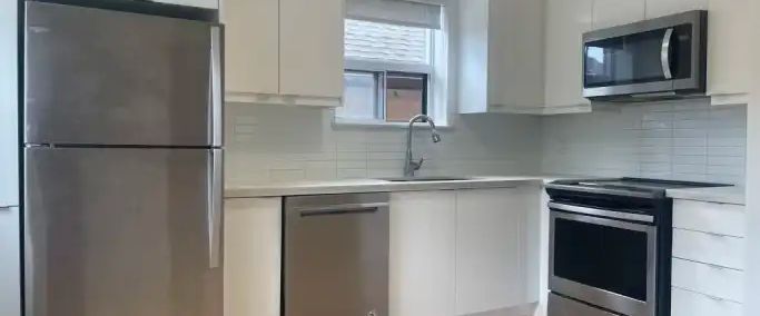 32 Twelfth Street | 32 Twelfth Street, Etobicoke - Photo 1