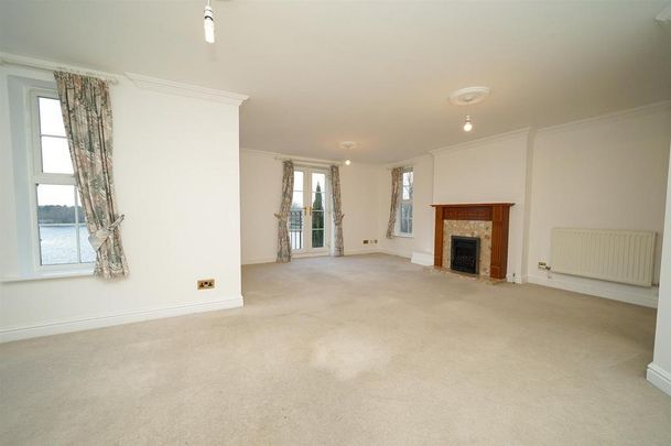 3 bedroom apartment to rent - Photo 1