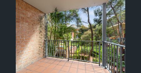 Lifestyle & Spacious - Photo 3