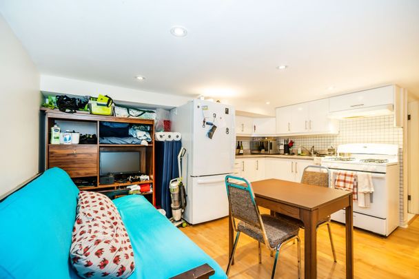 For Lease - 224 Palmerston Avenue Unit# Lower, Toronto, Ontario - Photo 1