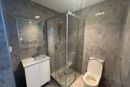 “Modern 2-Bedroom Granny Flat For Rent !” - Photo 2