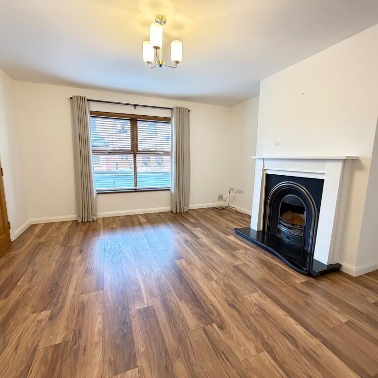 12a Riverdale Park, Portglenone, Ballymena, BT44 8HX - Photo 1