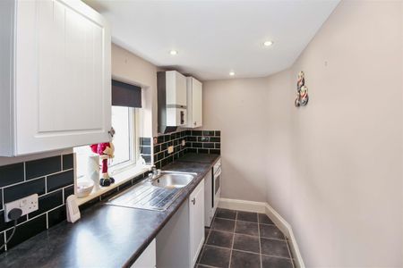 Seymour Road, Mannamead, Plymouth - Photo 3