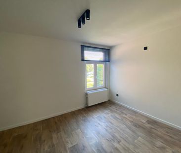 Modern appartement met twee slaapkamers - Photo 4