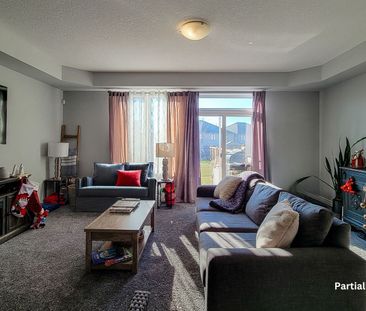 For Lease - 33 Fairgrounds Drive, Hamilton, Ontario - Photo 1