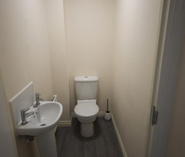 2 bedroom terraced house to rent - Photo 6