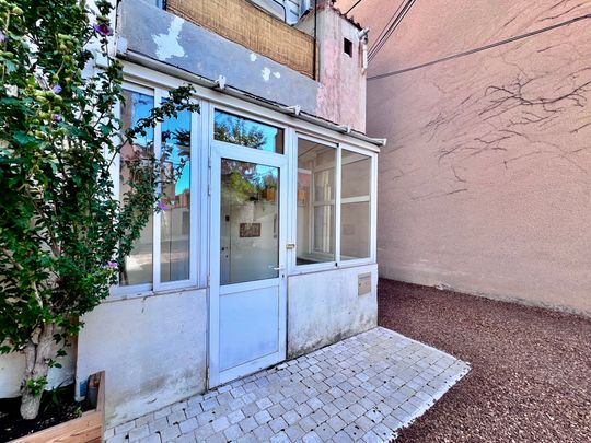 Appartement 2 pièces 36m2 MARSEILLE 4EME 593 euros - Photo 1