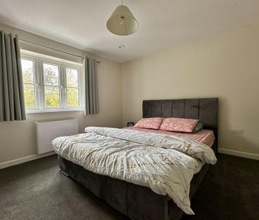 3 bedroom semi-detached house to rent - Photo 2