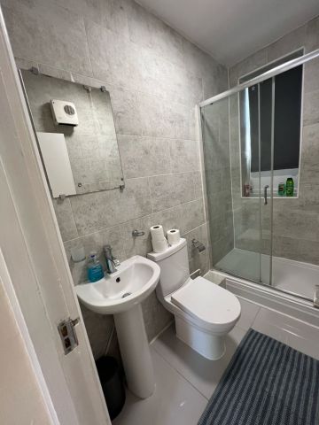Studio Flat, Buckley Road, NW6 - Photo 5