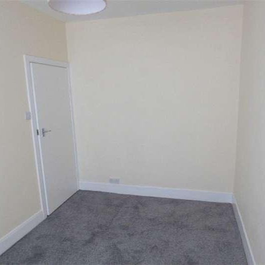 Dale Street, Runcorn, WA7 - Photo 1