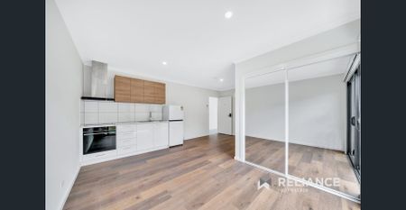 Self – contained Studio. Affordable housing near the Hoppers Crossing Train Station – Perfect Location! - Photo 2