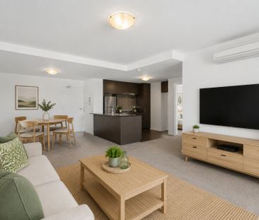 Convenient Living in the Heart of Belconnen - Photo 2