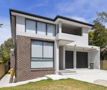 Beautifully Appointed Brand New Family Home - Photo 3