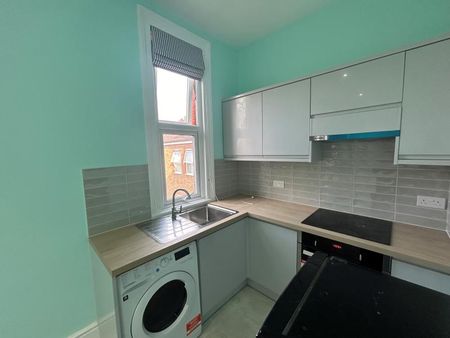 11 London Road, Guildford - 1 bedroomProperty for lettings - Seymours - Photo 5