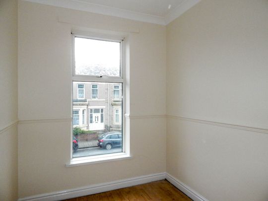 3 bed flat to rent in Chichester Road, South Shields, NE33 - Photo 1
