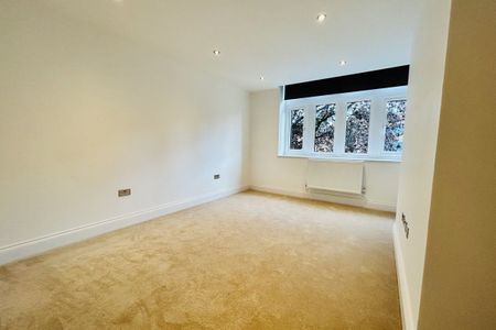 St. Marys Gate - Photo 3