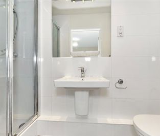 Glenalmond Avenue, Cambridge, Cambridgeshire, CB2 8DH - Photo 1