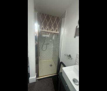 Room in a Shared House, Purves Road, NW10 - Photo 2
