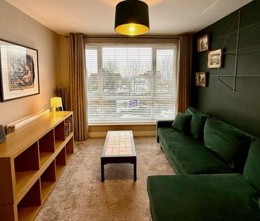 2 Bed Flat, Nags Head Hill, BS5 - Photo 1