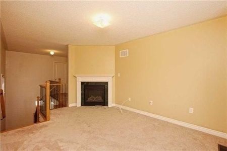 For Lease - 6 Antoine Street, Brampton, Ontario - Photo 5