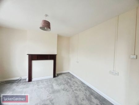 The Limes, Sawston - Photo 2