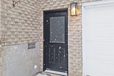 For Lease - 99 Fred Cook Drive Unit# Lower, Bradford West Gwillimbury, Ontario - Photo 3