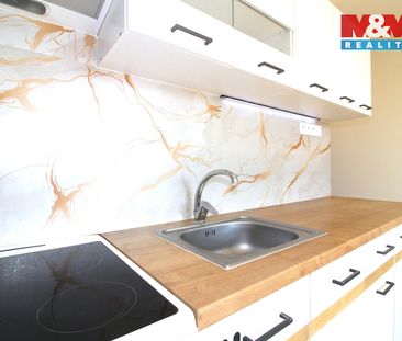 Pronájem bytu 1+1 s lodžií, 41 m - Photo 4