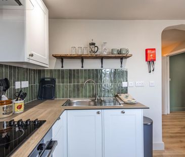 2 bedroom flat to rent - Photo 6