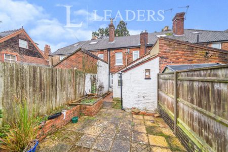 1 bedroom apartment to rent Green Hedges Avenue, Greenhedges Avenue, RH19 - Photo 5