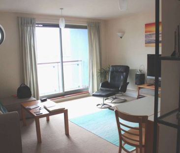 Price £1,600 pcm - Available 20/12/2025 - Unfurnished - Photo 3