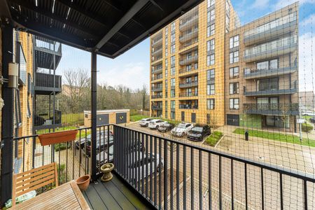 Bowen Drive, Charlton, SE7, London - Photo 4