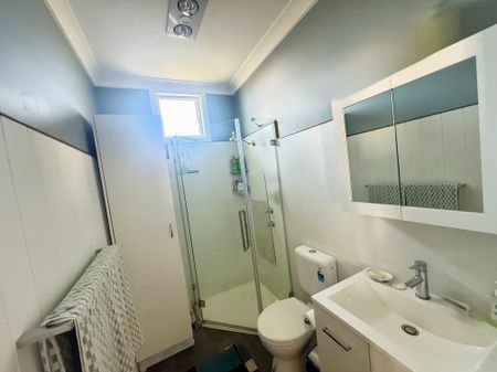 Charming Coastal Retreat At Greenwell Point - Photo 5