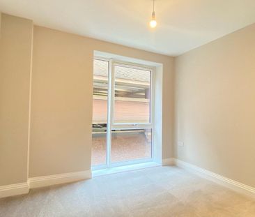 The Colonnade, MAIDENHEAD - Photo 2