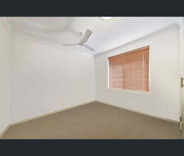 54 Valentine Circuit, Augustine Heights, Qld 4300 - Photo 6