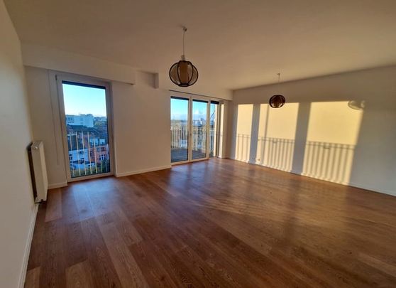 Appartement te huur - Photo 1