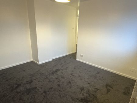 Sycamore Avenue, Knottingley - Photo 5