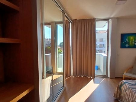 Furnished and equipped T0 flat next to Wisteria! - Photo 4