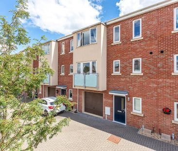 3 bedroom townhouse to rent - Photo 6