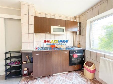 Garsoniera de inchiriere in Militari Gorjului - Fotografie 4