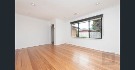 What a Gem!! - Photo 2