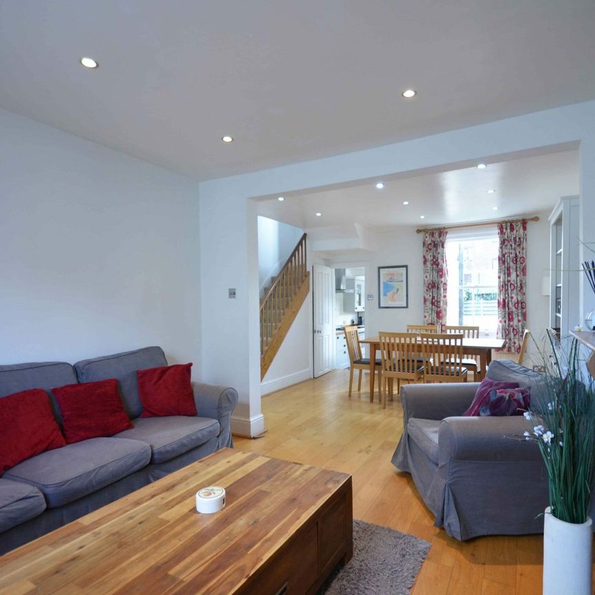 Tangier Lane, Eton - Photo 1
