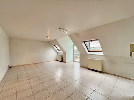 Ruim tweeslaapkamer appartement te huur in centrum Waregem - Photo 5