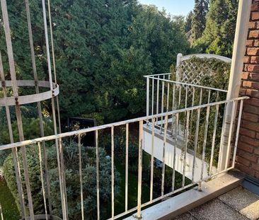 Schöne 2-Zimmer-Wohnung mit Terrasse, Gartenblick und Parkplatz - Photo 1