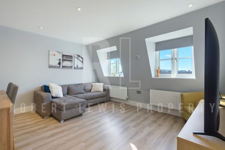 Stylish One-Bedroom Flat in Central – High Barnet EN5 5TT - Photo 2