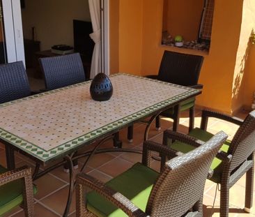 3 Bedroom Apartment For Rent in La Duquesa, Málaga - Photo 1