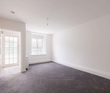 2-bedroom Cottage to let on an AST. - Photo 1